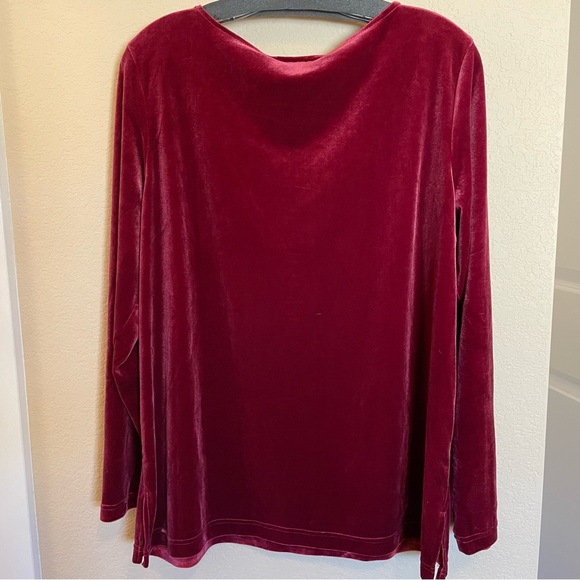 Bob Mackie Top - Picture 2 of 9